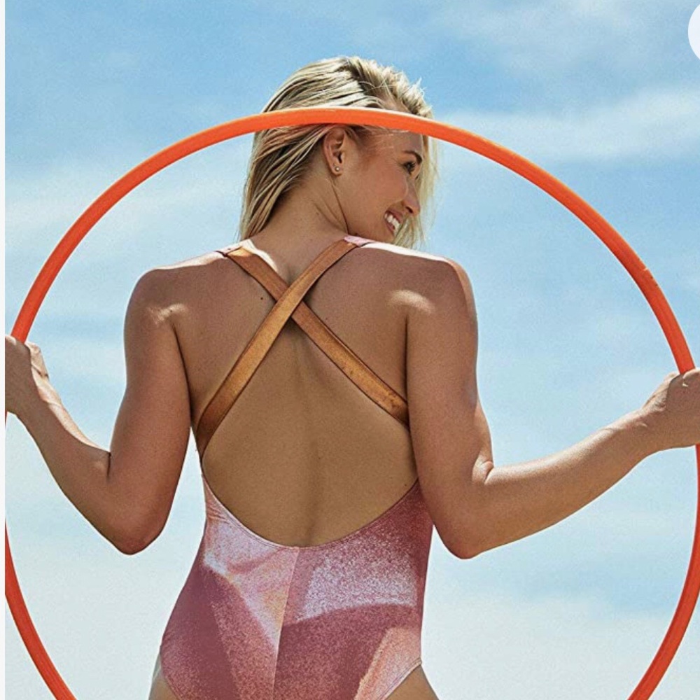 Reebok Woman’s swimwear Size M One Pice Swimsuit